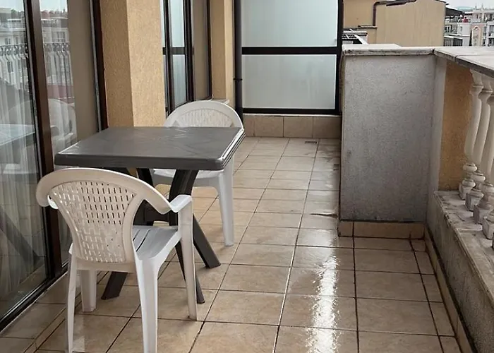 1bd In Royal Sun Complex, Sunny By Flat Mаnager Apartamento